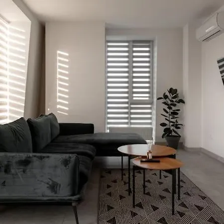Apartment Flatkeepers - Club House *